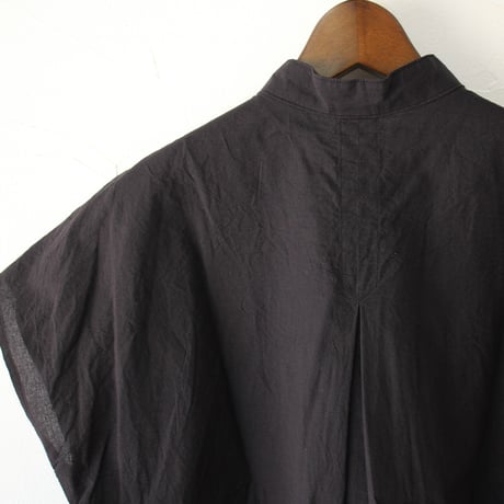 ARTE POVERA アルテポーヴェラ　インドセルビッチスタンドフレンチシャツ　#ホワイト、スミクロ