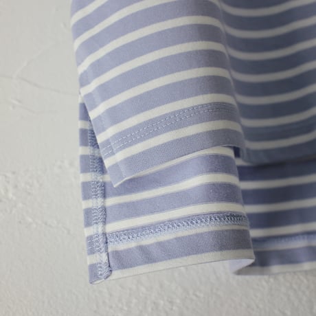 TRAVAIL MANUEL トラバイユマニュアル　ミディ天竺ボーダースリットTシャツ　#サックス、ネイビー