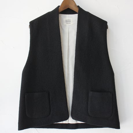 atelier naruse アトリエナルセ　pure wool bouclé vest　ピュアウールブークレベスト　#ブラック、オリーブ　【送料無料】