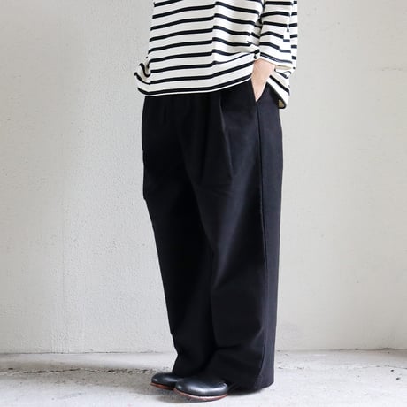 TRAVAIL MANUEL トラバイユマニュアル　モールスウェード2タックトラウザーズ　#ブラック