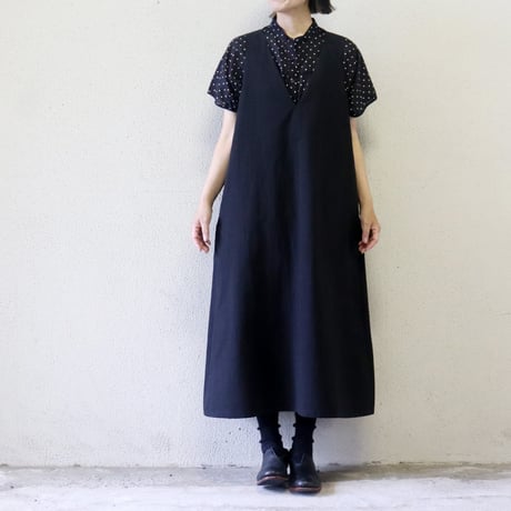 **またまたまた再入荷**LinenYa リネンヤ　Vネックジャンパースカート　#ブラック、ネイビー