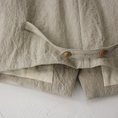 **またまた再入荷** atelier naruse アトリエナルセ　linen vest　リネンベスト　#ベイジュ、チャコール
