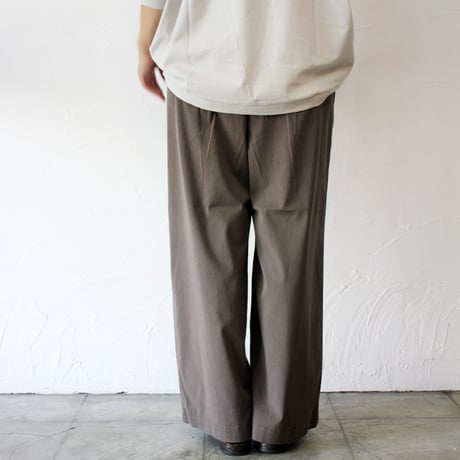 TRAVAIL MANUEL トラバイユマニュアル　レーヨンリネンストレッチ2タックワイドパンツ　#モカ、セージ