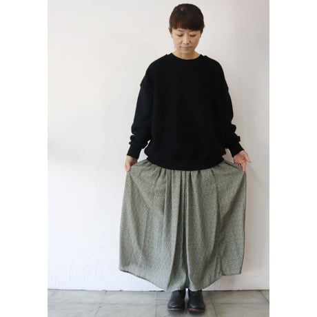 TRAVAIL MANUEL トラバイユマニュアル　ビスコースプリントロングギャザースカート
