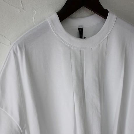TRAVAIL MANUEL トラバイユマニュアル　クラシック天竺ランダムタックTシャツ