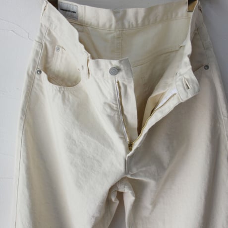 **またまた再入荷** sasanqua by trees サザンカバイツリース　Loose Tapered Denim ルーズテーパードデニム　#Ivory 【送料無料】