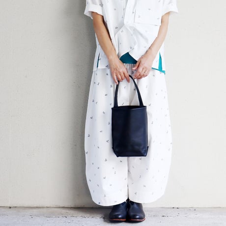 TEMBEA テンベア　GOAT LEATHER BAGUETTE TOTE MINI　#ブラック　【送料無料】