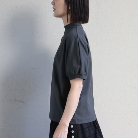 MAGALI マガリ コットン天竺・ギャザースリーブカットソー # チャコール、サビブルー、アイボリー