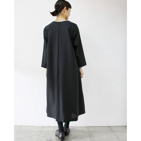 **再入荷**Linenya リネンヤ　ウールサイドギャザーワンピース　#ブラック　【送料無料】