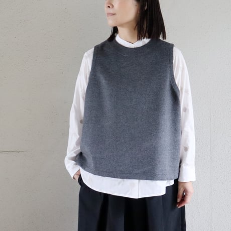Linenya☆今期新品未使用カシミア混カルゼビーバーベスト Linenya リネンヤ カシミア混カルゼビーバーベスト #グレー、ブラック