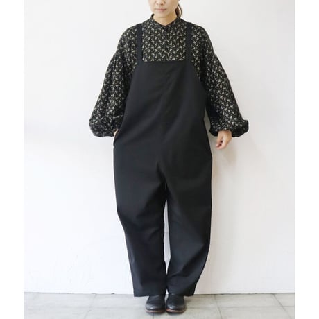 **再入荷** TRAVAIL MANUEL トラバイユマニュアル　T/Cツイルサロペット　#チャコール、ブラック