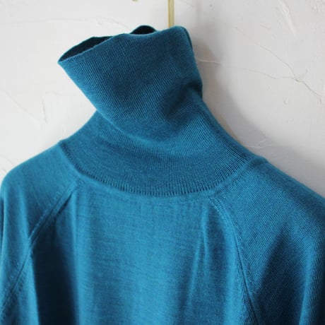 **再々入荷** atelier naruse アトリエナルセ　ウールタートルネックニット　wool turtle-neck knit　【送料無料】