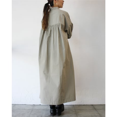 **再入荷** LinenYa リネンヤ　コットンスタンドカラーワンピース　#グレージュ
