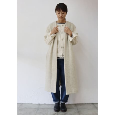 ARTE POVERA アルテポーヴェラ　リサイクルウールパイルロングベスト　#生成りベージュ、ライトグレー