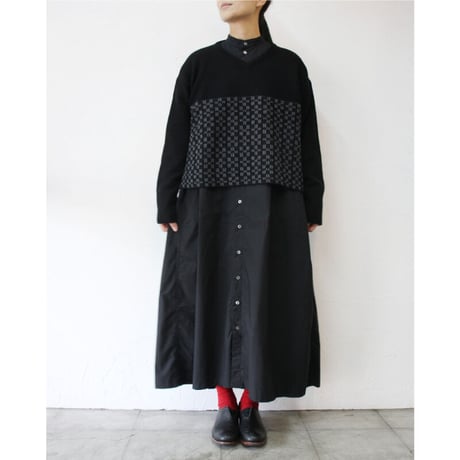 homspun ホームスパン　メリノウールVネックプルオーバー　#ブラックｘチャコール