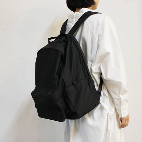 **再入荷**TOOLS ツールズ　DAYPACK(L) デイパックL　#ブラック、ベージュ、パープル　【送料無料】