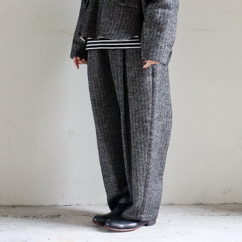 atelier naruseアトリエナルセ◼︎ラムウールワイドパンツ◼︎ʕ•ᴥ•ʔ atelier naruse アトリエナルセ シェットランドウールリネンタック