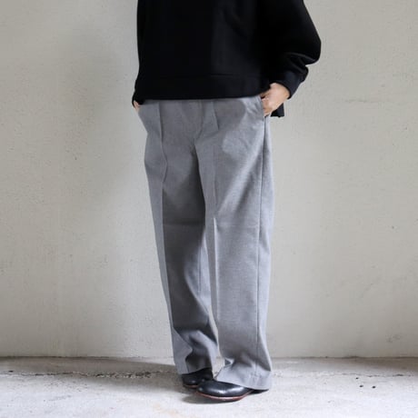 TRAVAIL MANUEL トラバイユマニュアル　ソロサージスラックス　#ミディアムグレー