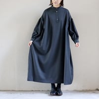 **再入荷**Linenya リネンヤ　ウールサキソニー長袖スタンドカラーワンピース　#グレー　【送料無料】