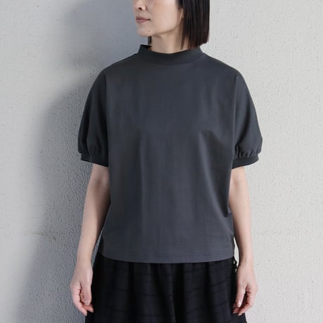 MAGALI マガリ コットン天竺・ギャザースリーブカットソー # チャコール、サビブルー、アイボリー