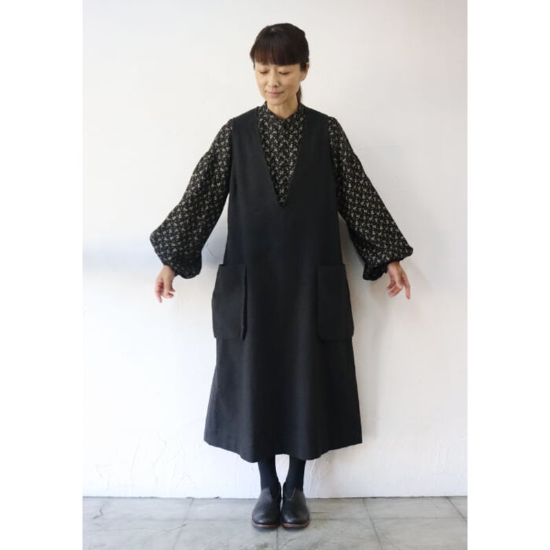 SUSURI ススリ ケアストール ecru