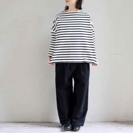 TRAVAIL MANUEL トラバイユマニュアル　モールスウェード2タックトラウザーズ　#ブラック