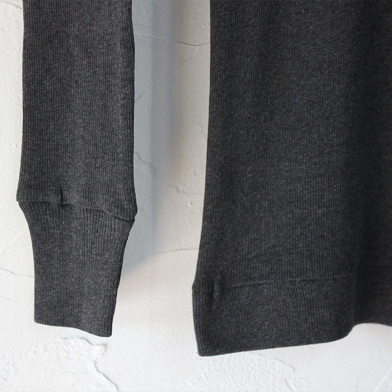 色欠け再入荷** homspun ホームスパン 40/1丸胴テレコタートルネック