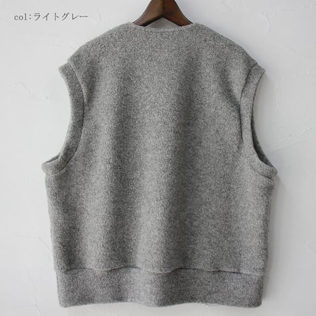 ARTE POVERA アルテポーヴェラ　リサイクルウールパイルベスト　#生成りベージュ、ライトグレー