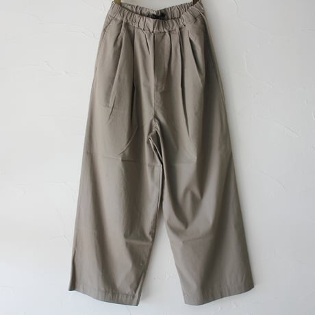 TRAVAIL MANUEL トラバイユマニュアル　レーヨンリネンストレッチ2タックワイドパンツ　#モカ、セージ