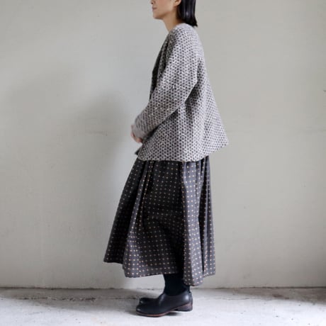 **再入荷**homspun ホームスパン　ナチュラルネップジャガードカーディガン　#ベージュ、ブラウン