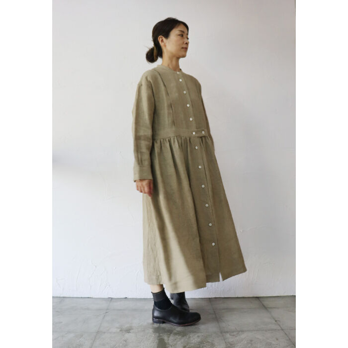 MAGALI マガリ スラブリネンギャザーワンピース フォグブルー