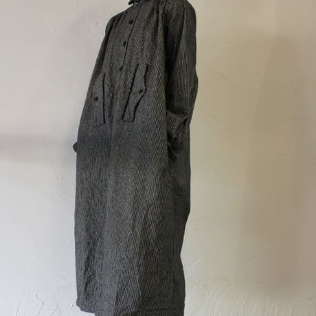 **S u K i M a -スキマ- 別製特注品** 15 jyugo ジュウゴ　綿麻起毛ストライプTABIギャザーワンピース　♯ブラック　【送料無料】