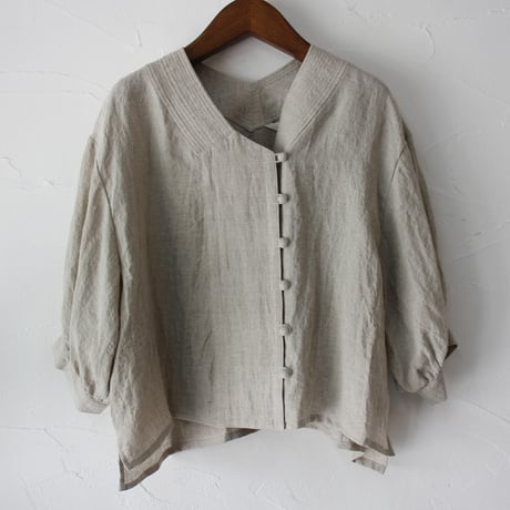 atelier naruse アトリエナルセ　linen stitch V-neck blouse　リネンステッチVネックブラウス