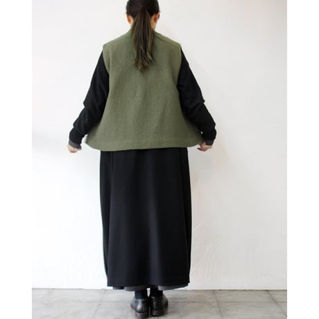 atelier naruse アトリエナルセ　pure wool bouclé vest　ピュアウールブークレベスト　#ブラック、オリーブ　【送料無料】