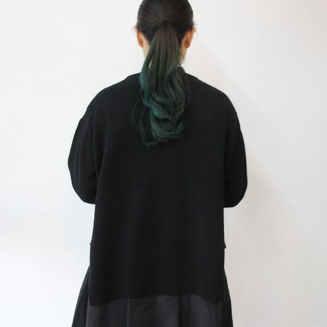 homspun ホームスパン　メリノウールVネックプルオーバー　#ブラックｘチャコール