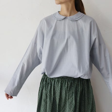 **またまた再入荷** homspun ホームスパン　ダブルフラットカラープルオーバーブラウス