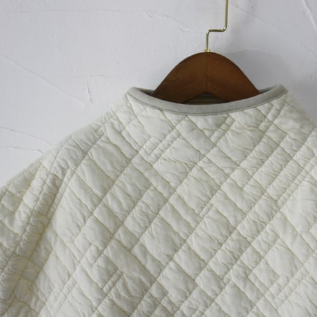 **またまた再々入荷**Linenya リネンヤ　キルティングベスト　#アイボリー、ブラック