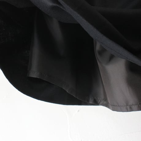 **またまた再入荷** atelier naruse アトリエナルセ  wool jersey gathered skirt ウールジャージーギャザースカート #キナリ、ブラック　【送料無料】