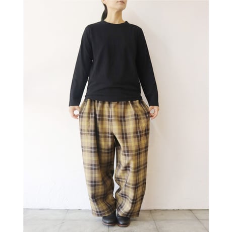 **またまた再入荷** homspun ホームスパン　ウールタータンギャザーパンツ　#ベージュｘサックス、チャコールグレーｘレッド
