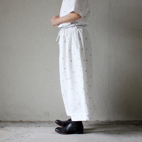 ASEEDONCLOUD アシードンクラウド companion dog print gardener pajama culotte #off white