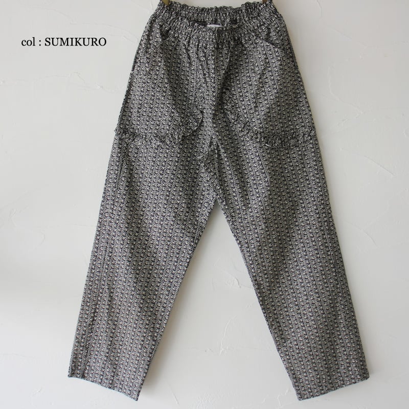 homspun ホームスパン キャラコ小花プリントフリルポケットパンツ