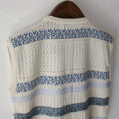 ASEEDONCLOUD アシードンクラウド　Flower Jacquard Knit Vest #オフ白、ブラック　【送料無料】