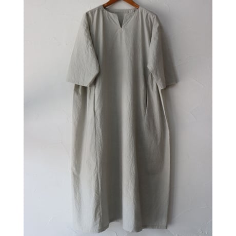 Linenya リネンヤ　スリットネックワンピース　#ライトグレー、ネイビー