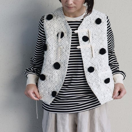 ASEEDONCLOUD アシードンクラウド blooming cloth garden instrumentalist vest #off white