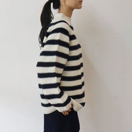 maomade マオメイド　エアーヤーンホールガーメントモックネックプルオーバー　#オフ白ｘネイビー、ネイビーｘブラウン
