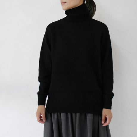 homspun ホームスパン　縮絨起毛ウールタートルプルオーバー　#ピンク、TOPグレー、ブラック