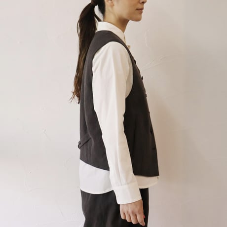 **またまた再入荷** atelier naruse アトリエナルセ　linen vest　リネンベスト　#ベイジュ、チャコール