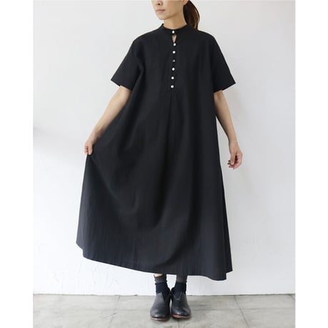 **再入荷**MAGALI マガリ　天日干しコットン・ペザントドレス　#ブラック　【送料無料】