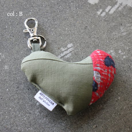 ARTE POVERA アルテポーヴェラ　インドラリーキルト＆ARMEEキーホルダー