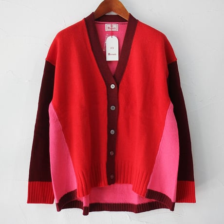**再入荷**　mao made マオメイド　ウールクレイジーパターンカーディガン　#ブラック、ネイビー、レッド